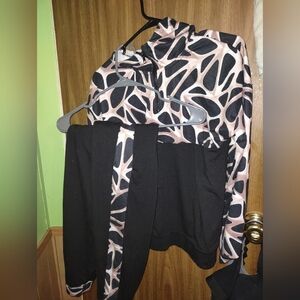 Source Unknown Black and Blush Abstract Patterned Pantsuit Jacket